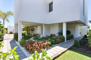 Spectacular top quality contemporary villa Marbella real estate